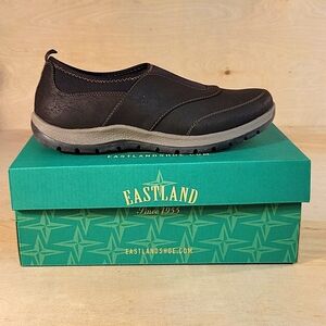 NEW Eastland Loretta Womens Slip On Loafer Shoes